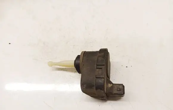 Audi A4 S4 B5 8D Headlight level adjustment motor 4d0941295 0307852315