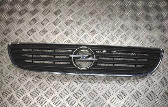Opel Zafira A Front bumper upper radiator grill 90580685