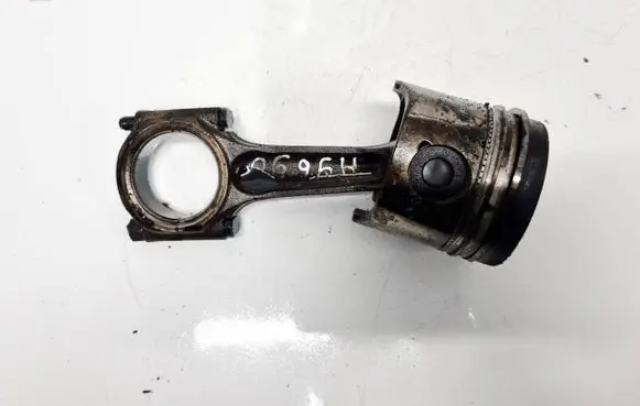 Citroen Evasion Piston with connecting rod