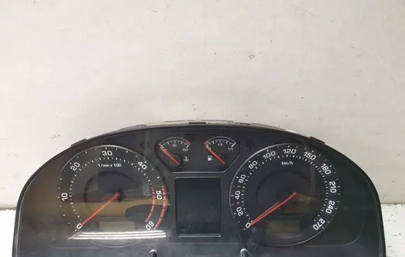 Skoda Superb B5 (3U) Speedometer (instrument cluster) 3U0920841A