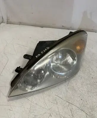 KIA Ceed Headlight/headlamp 02A011