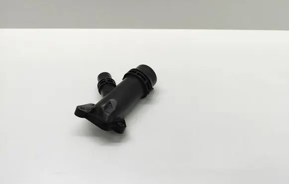 BMW 5 E60 E61 Engine coolant pipe/hose 2247744 11122247744