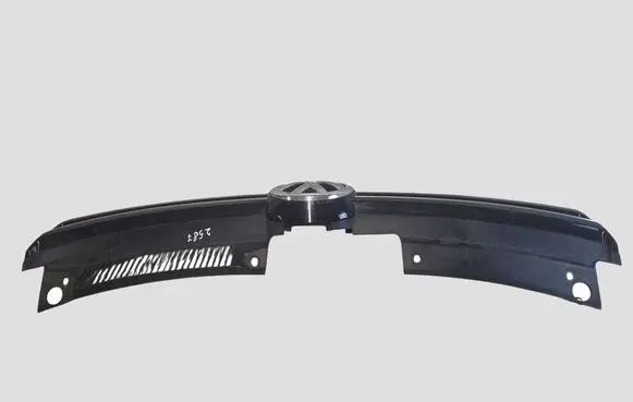 Volkswagen Golf VI Front grill 5K0853653