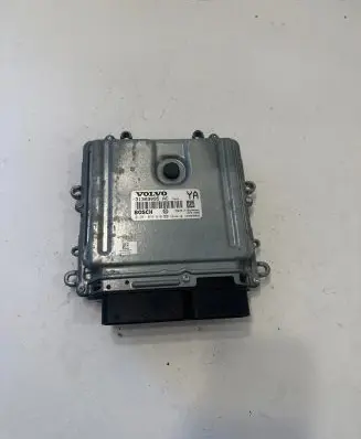 Volvo V70 Engine control unit/module 31303095AC 1039S30929 0281016616