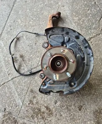 Ford F150 Front wheel hub spindle knuckle 13021 8421c