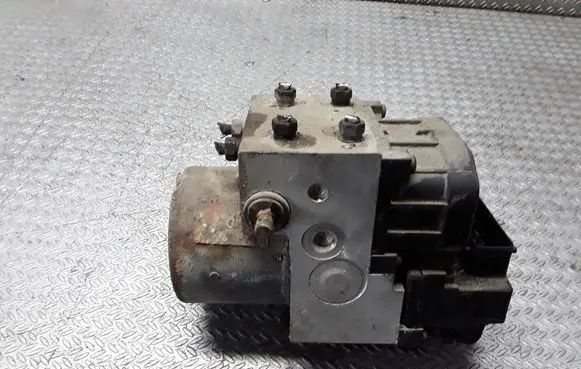 Subaru Forester SF ABS Pump F40HU403 27531AC040