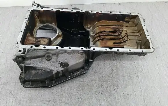 Oil sump