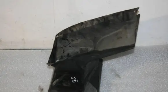 Audi A6 S6 C5 4B Air intake duct part 4B0117339G