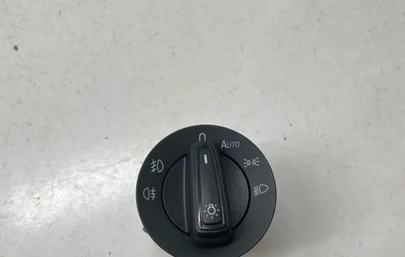 Skoda Octavia Mk3 (5E) Light switch 5E0941431D 10095088