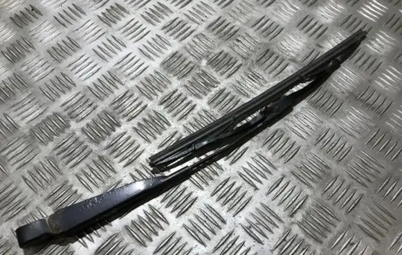 Citroen Saxo Rear wiper blade arm 9620967780
