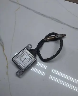 Mercedes-Benz E W213 Lambda probe sensor A0009050008 170412017703 A2C1261020024