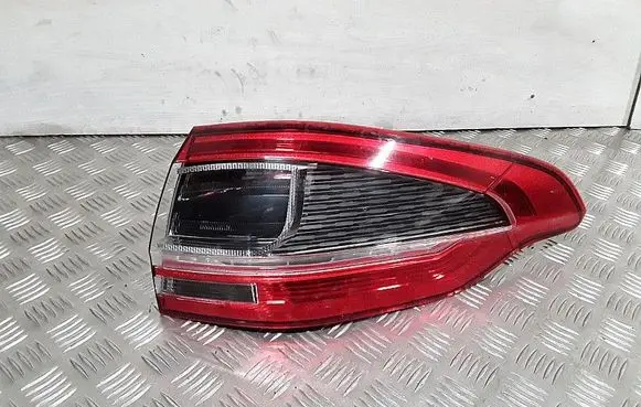 Ford S-MAX Rear/tail lights 17318702