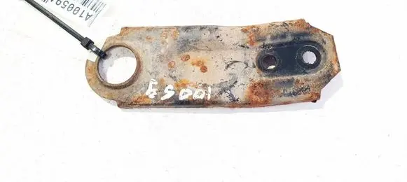 Opel Zafira A Radiator mount bracket 