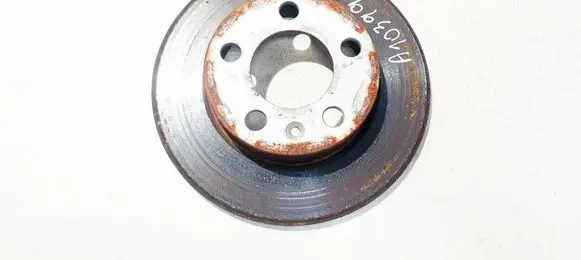 Volkswagen Polo IV 9N3 Rear brake disc neventiliuojamas