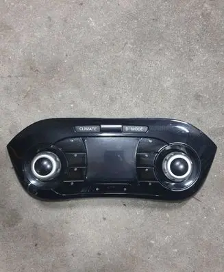 Nissan Juke I F15 Climate control unit 24845BV82C