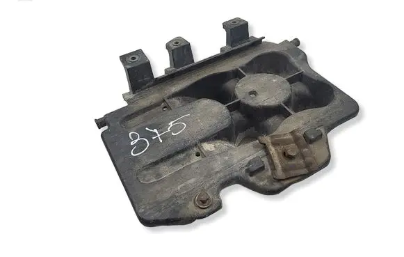 Volkswagen Bora Battery tray 