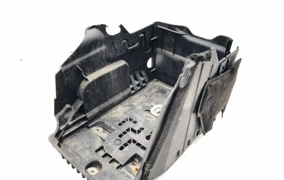Battery box tray