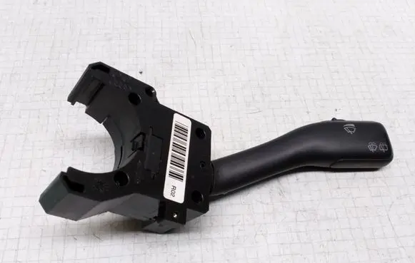 Volkswagen Golf IV Wiper control stalk 4B0953503F CZK0301202012