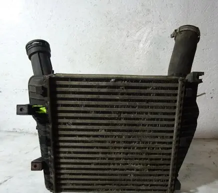 Audi Q7 4L Intercooler radiator 7L6145804