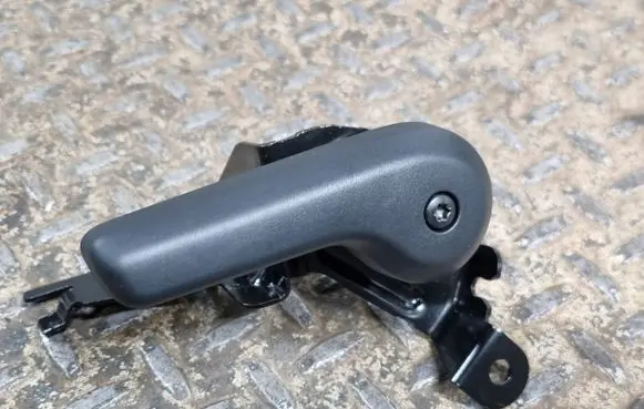 Volvo XC40 Engine bonnet (hood) release handle 32234306 31479764
