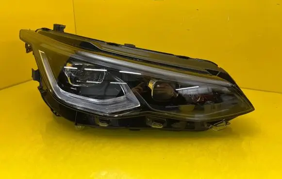 Volkswagen Golf VIII Headlight/headlamp 5H1941060C