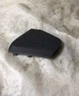 Audi Q3 8U Front door speaker cover trim 8u0035409