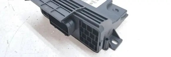 Audi A6 S6 C6 4F Power management control unit F005S00102 4F0910280 4F0907280A