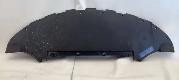 Tesla Model 3 Engine splash shield/under tray 136621