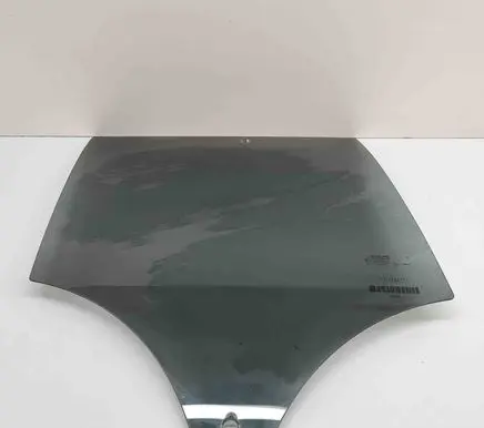 Volvo XC40 Rear door window glass 32244802