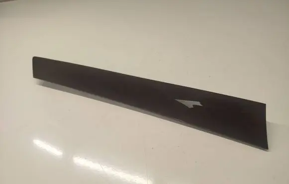 Audi A8 S8 D4 4H Front door trim bar 4H0867409