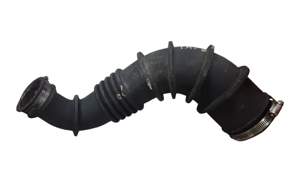 Air intake hose/pipe