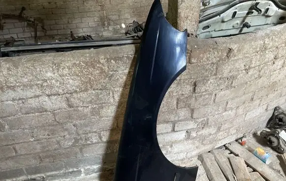BMW 5 E39 Fender