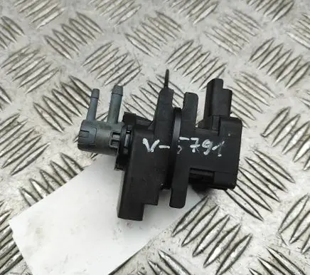 Volvo XC60 Turbo solenoid valve 31430880
