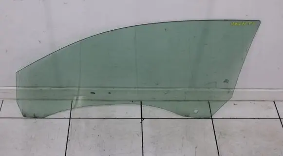 Audi A5 8T 8F Front door window glass four-door 