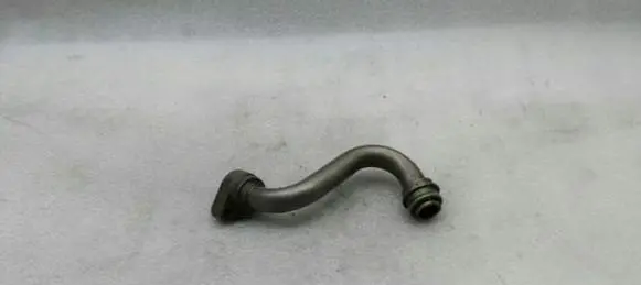Mercedes-Benz S AMG W221 Turbo turbocharger oiling pipe/hose A1561803220