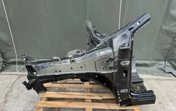 Nissan Rogue Front quarter panel 