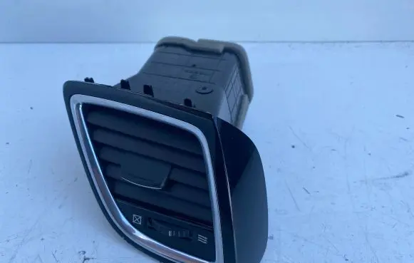Mazda 3 II Dashboard side air vent grill/cover trim BHN164730