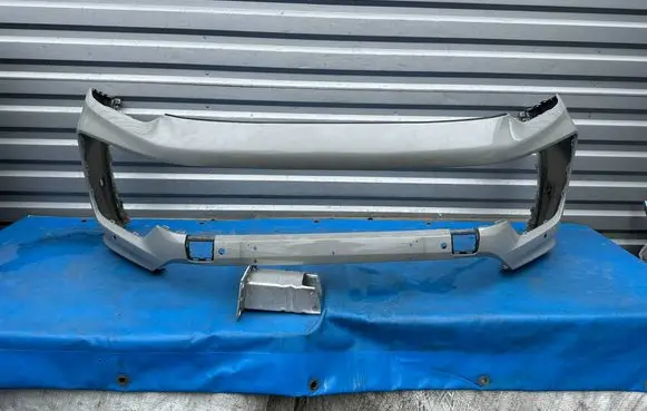 Porsche Cayenne (9Y0 9Y3) Front bumper 9Y0807221F