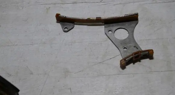 Alfa Romeo Giulia Slide rail for timing chain 04893702AB
