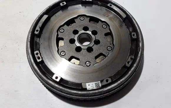 Dacia Duster II Dual mass flywheel 123107790R