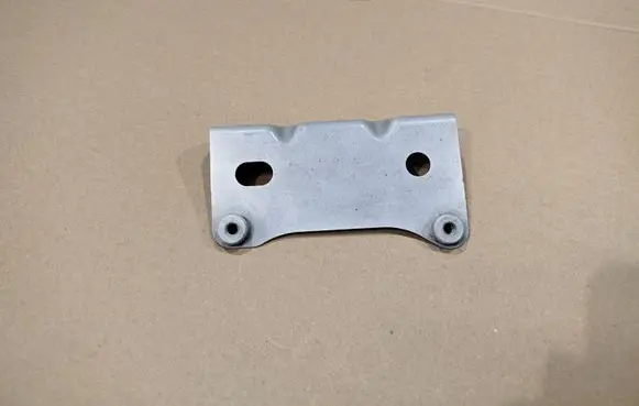 Volkswagen Crafter Front splash guards bracket 7C0821149 462002S