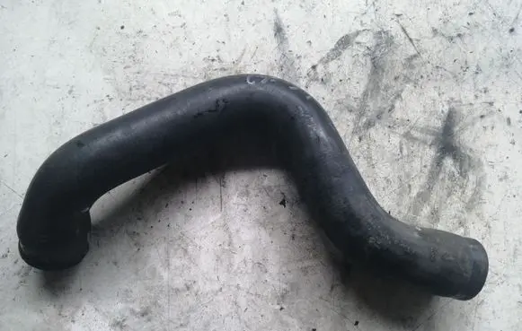 Volvo XC70 Engine coolant pipe/hose 30723970