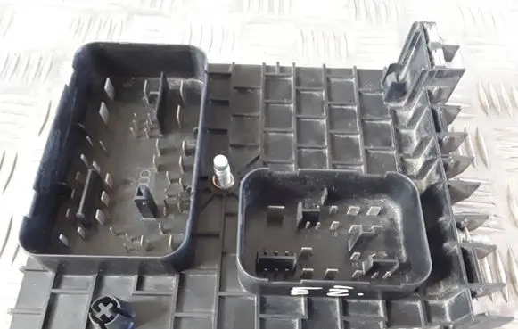 Volkswagen Golf V Comfort/convenience module 1K0937124K 014189861