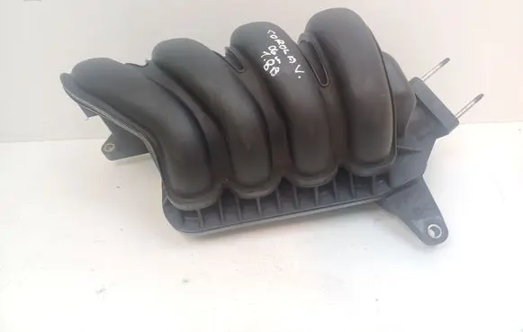 Toyota Corolla Verso AR10 Intake manifold