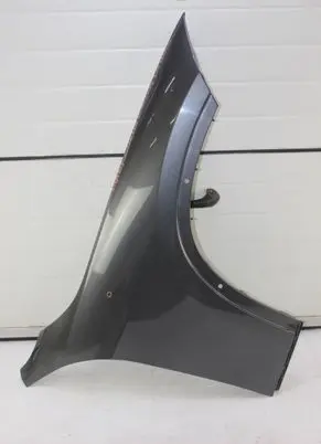BMW X1 E84 Fender B39