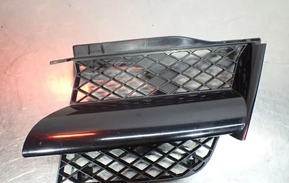 Mitsubishi Outlander Front bumper lower grill MR971687