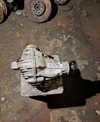 Jeep Grand Cherokee Front differential P68352175AA