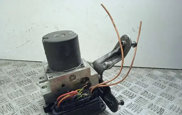 Mercedes-Benz E W213 ABS Pump A2114311812