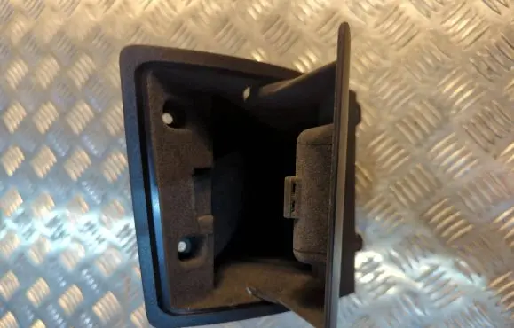BMW 5 E60 E61 Glove box 7156225 14121810