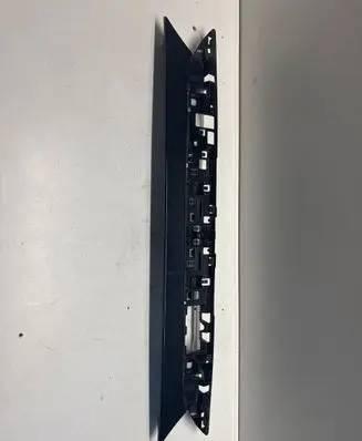 Chrysler Pacifica Trunk door license plate light bar 5UT85TRMA 5UT86TRMA